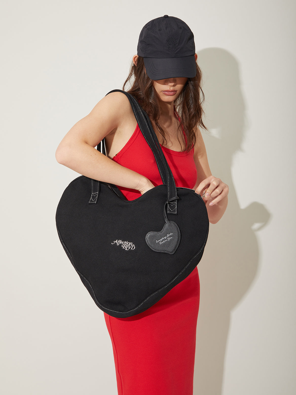 The Big Heart Bag – LANG