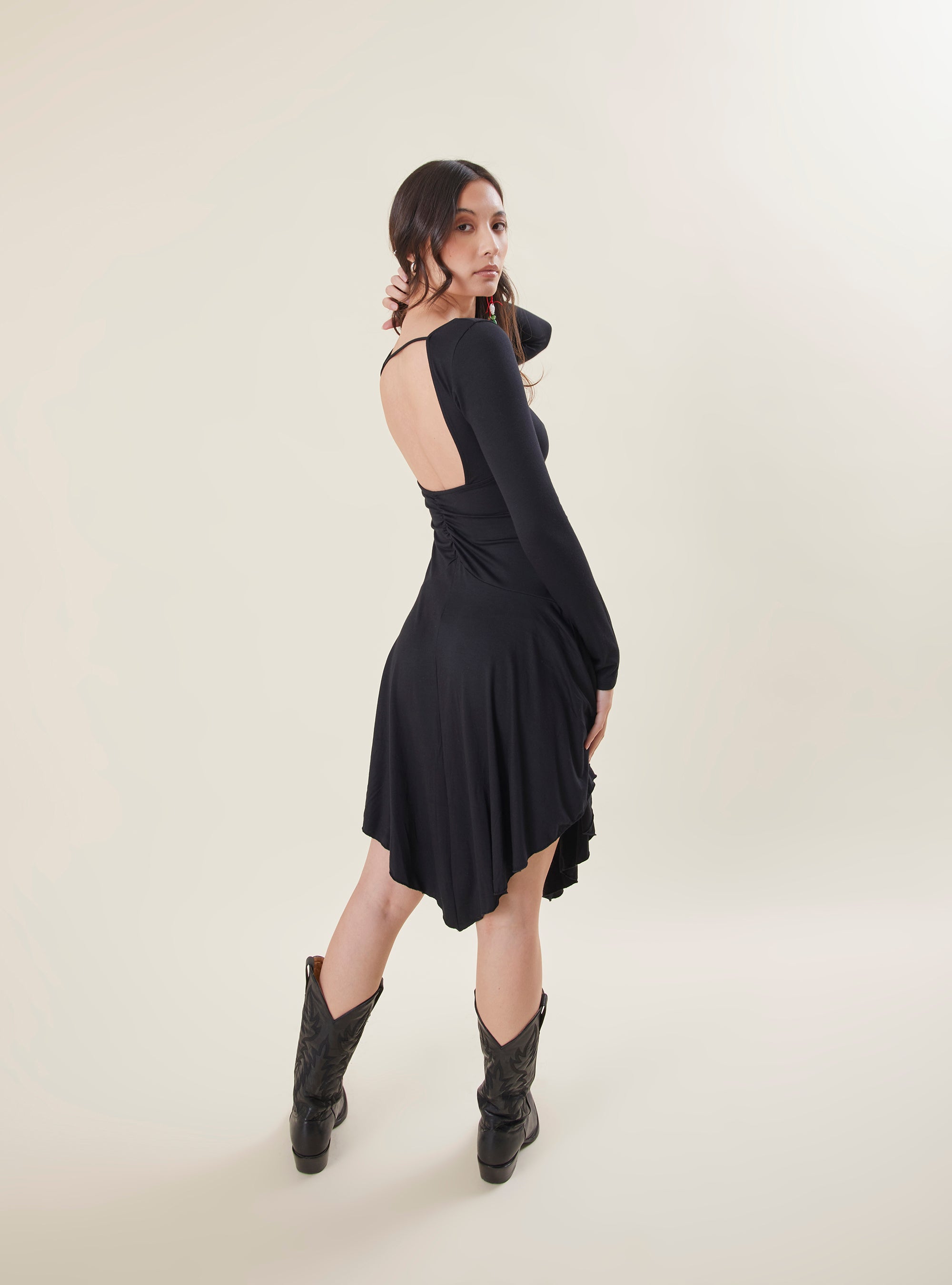 black dresses singer In Praise of Adele and the Long Black Dress