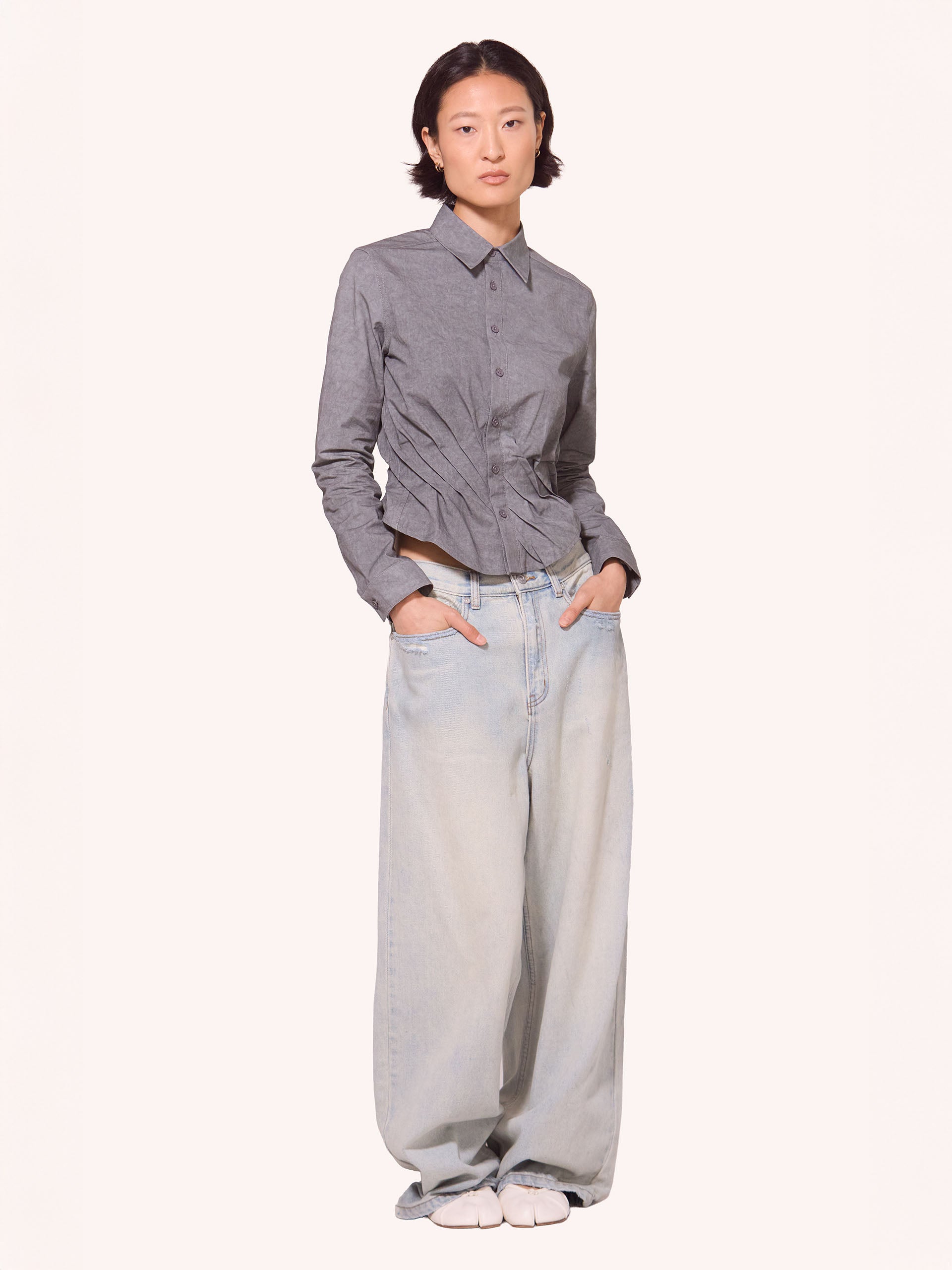 “PILLAR” PLEATED SHIRT