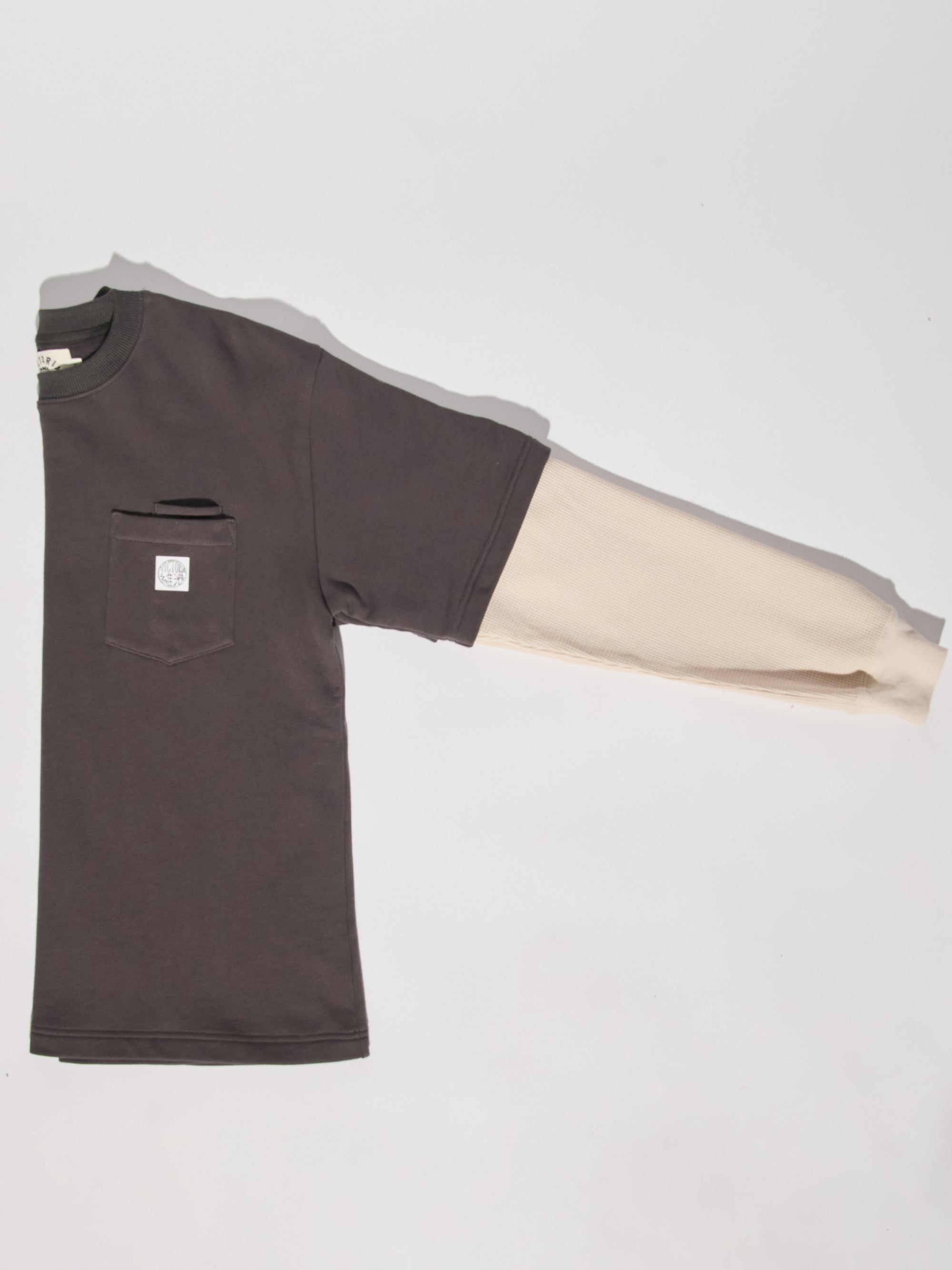 Waffle Sleeve Double Pocket Tee