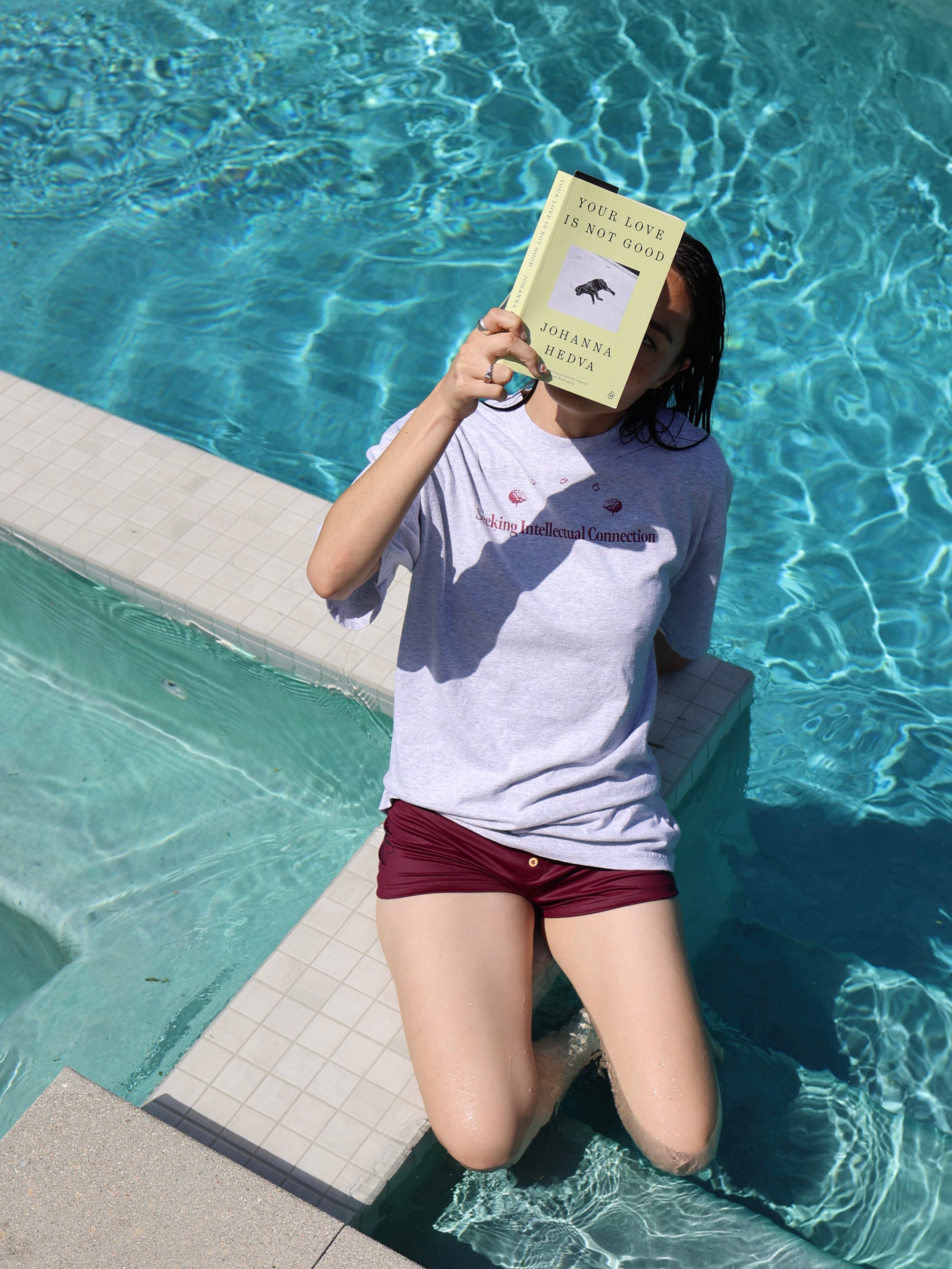 *EXCLUSIVE* "Seeking Intellectual Connection" Tee